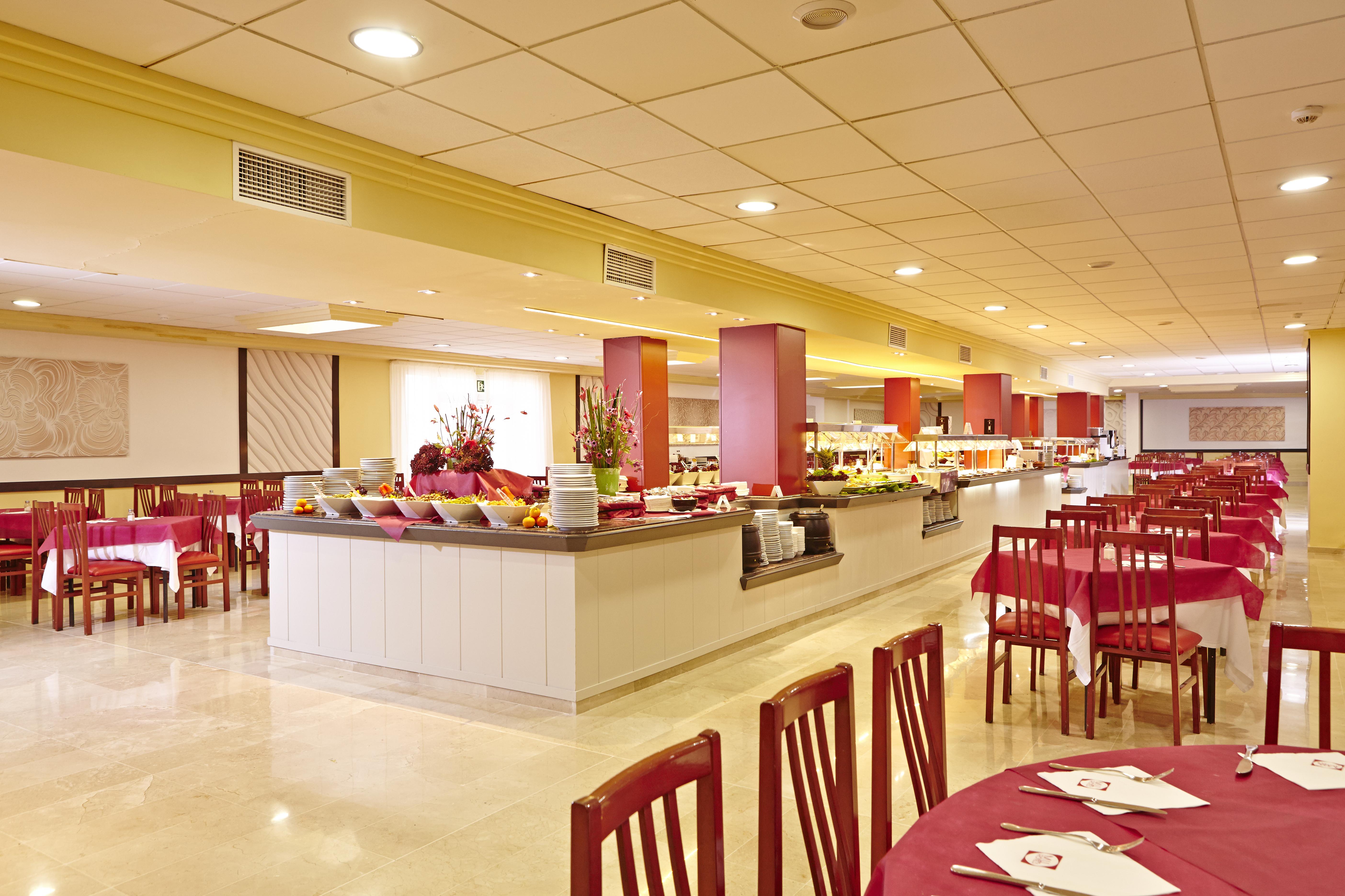Sahara Nubia Gobi Hotell Ses Cadenes Eksteriør bilde A buffet at a hotel