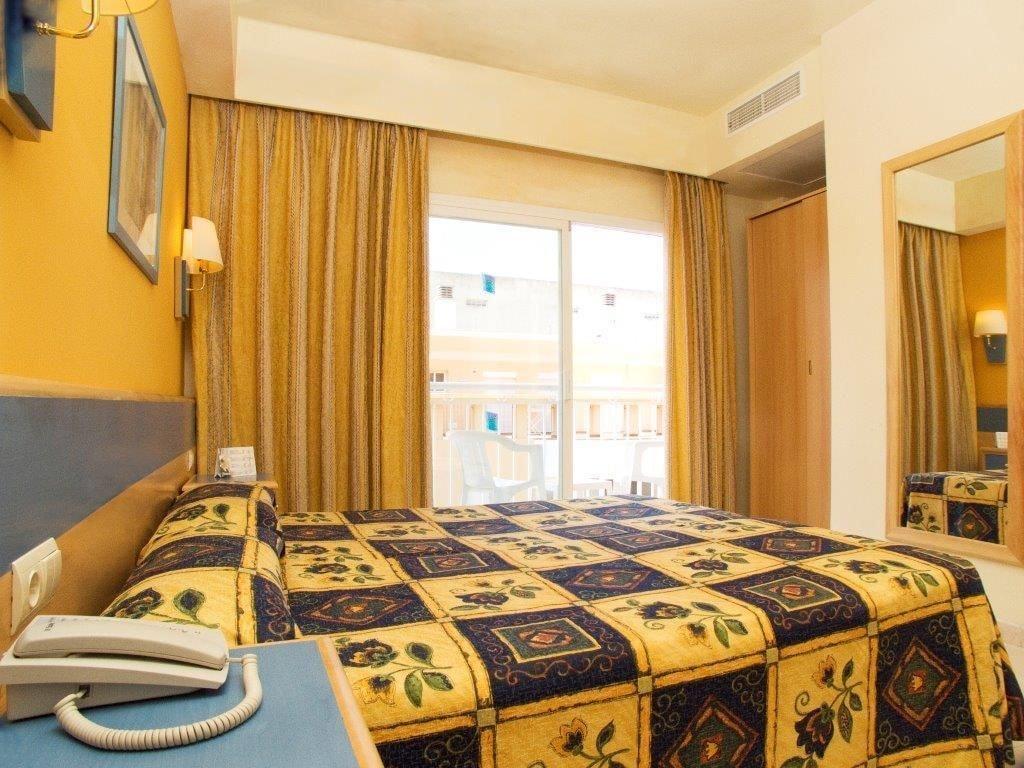 Sahara Nubia Gobi Hotell Ses Cadenes Eksteriør bilde Room in a hotel